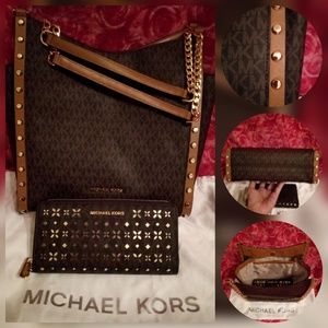 💥NWOT💥 Authentic Michael Kors handbag w/wallet
